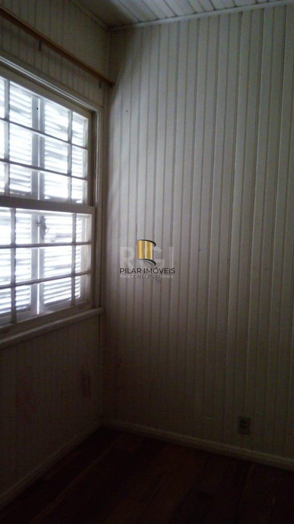 Casa para Venda - 144m², 3 dormitórios, Teresópolis