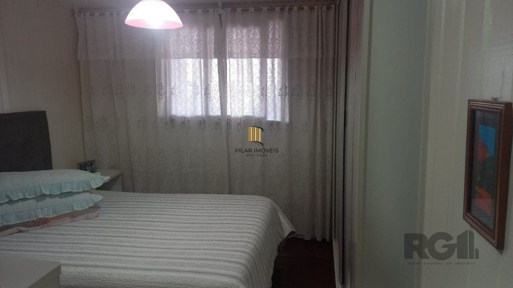 Casa 3 Dormitório(s) Bairro Santa Corona