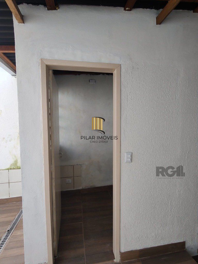 Loja para Venda - 60m², 0 dormitórios, 3 vagas - Petrópolis