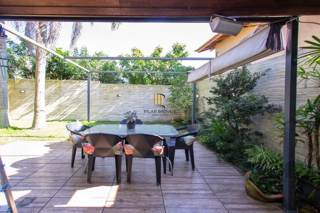 Casa em condomínio de 177m², 3 dormitórios, 1 vaga no bairro Ipanema