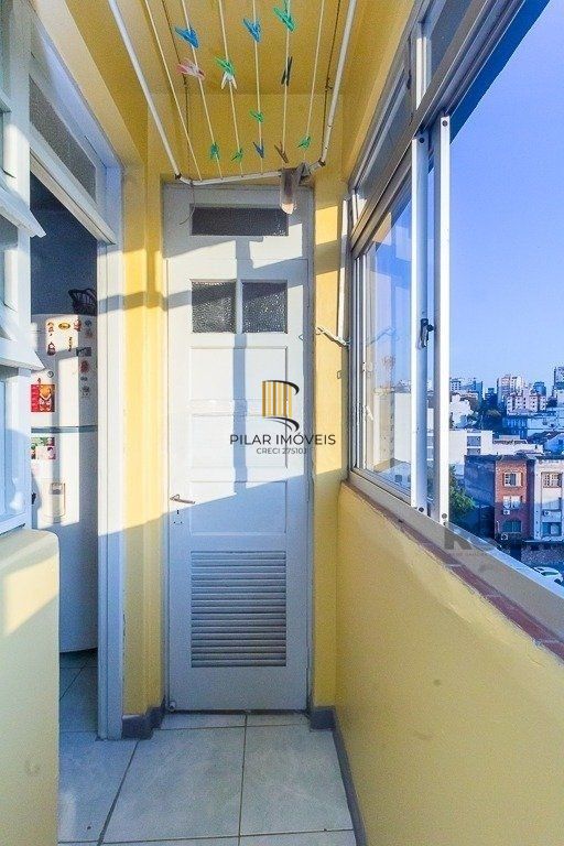 Apartamento de 64m², bairro Floresta