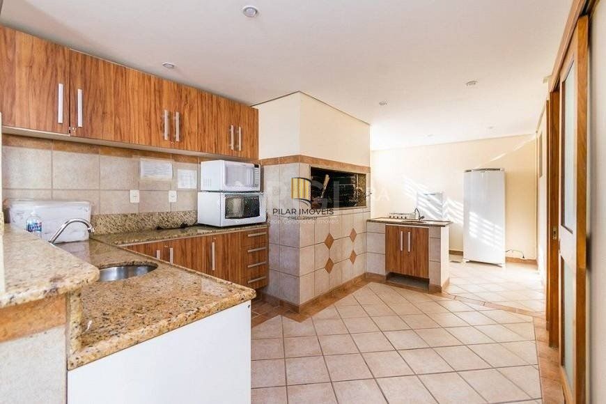 Casa Em Condomínio 224m², Bairro Tristeza