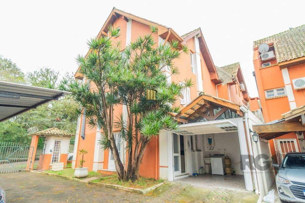 Casa em condomínio de 127m² no bairro Teresópolis
