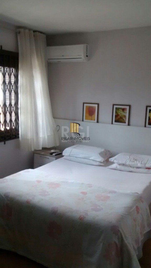 Casa para Venda - 316m², 3 dormitórios, sendo 1 suites, 2 vagas - Cavalhada