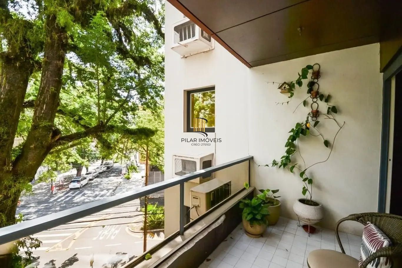 Apartamento com 3 dormitórios no bairro Menino Deus, Porto Aelgre