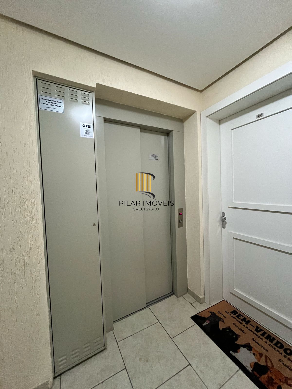 Apartamento 2 dormitórios no bairro Menino Deus