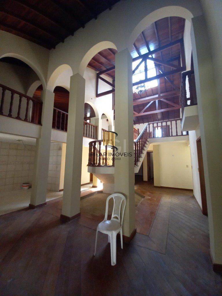 Casa 3 dormitórios no bairro Nonoai