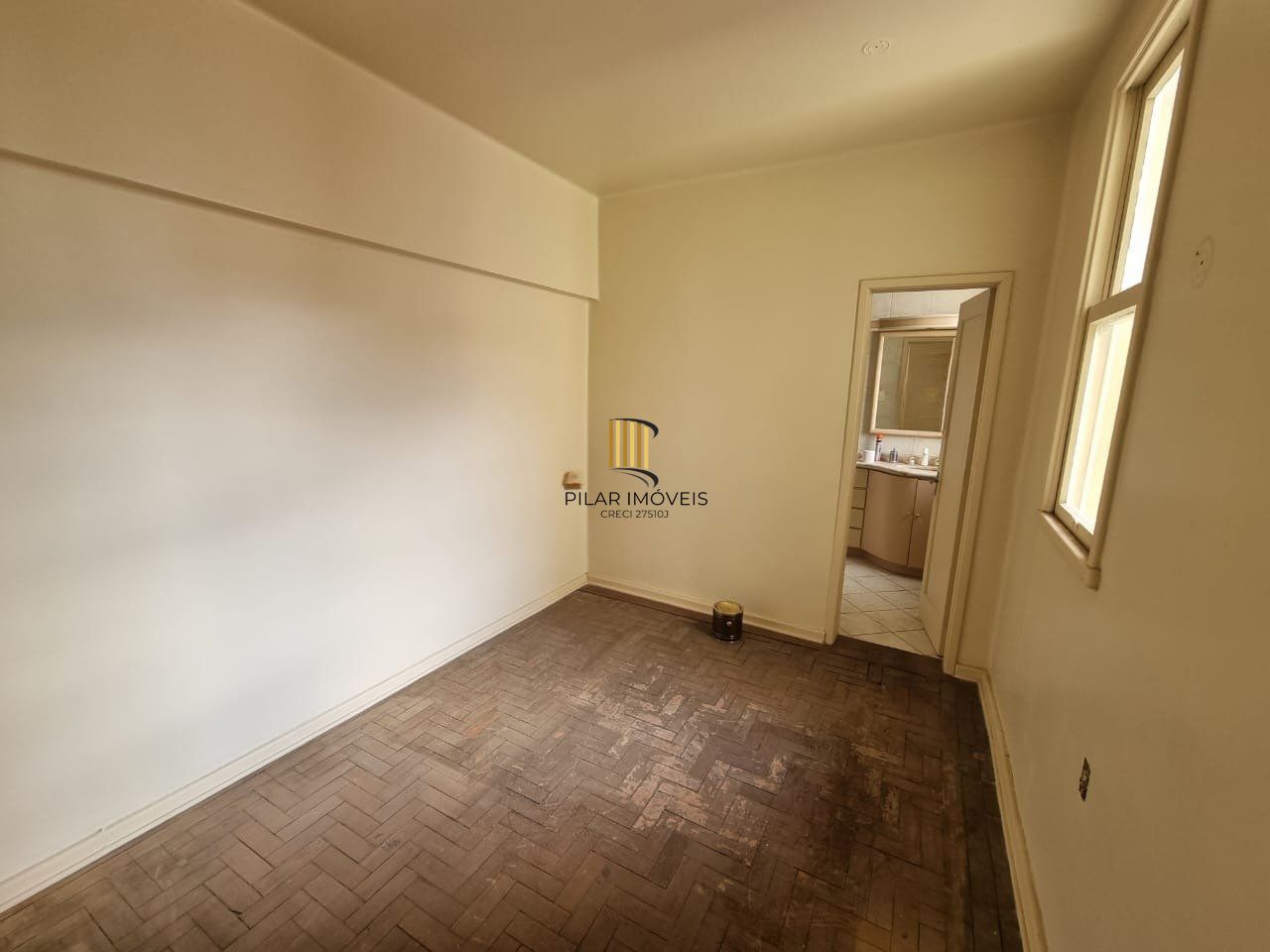 Apartamento com 3 dormitórios no Bairro centro histórico