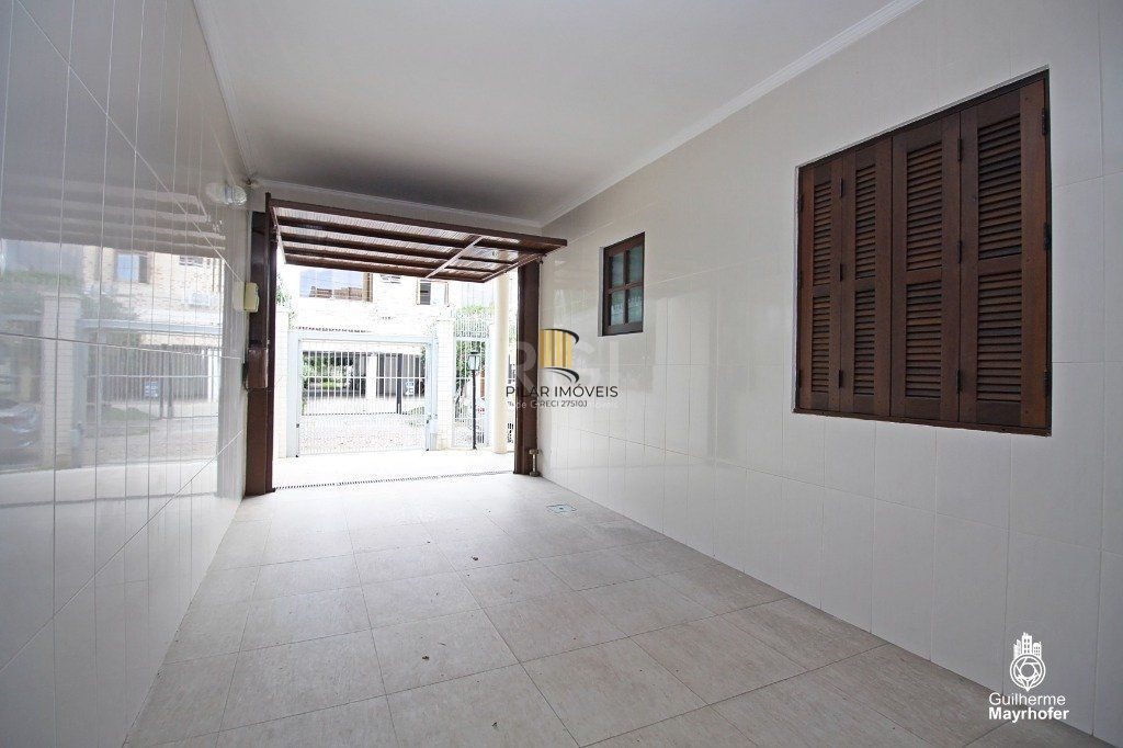 Casa para Venda - 246m², 3 dormitórios, sendo 2 suites, 3 vagas - Vila Ipiranga