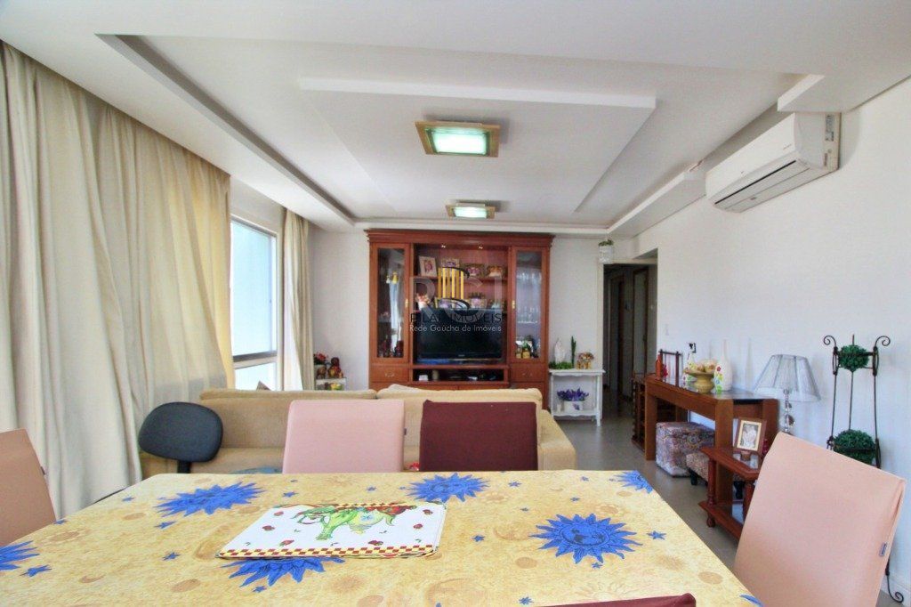 Apartamento para Venda - 103m², 3 dormitórios, sendo 1 suites, 1 vaga - Centro