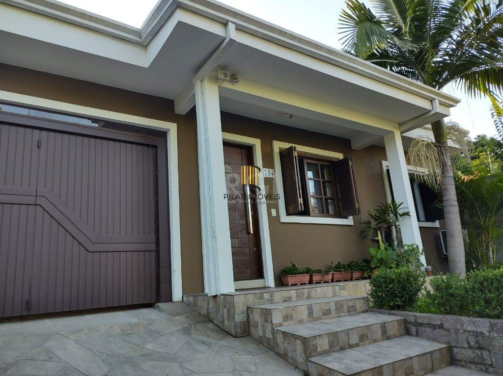 Casa para Venda - 214m², 2 dormitórios, 4 vagas - Parque Santa Fé