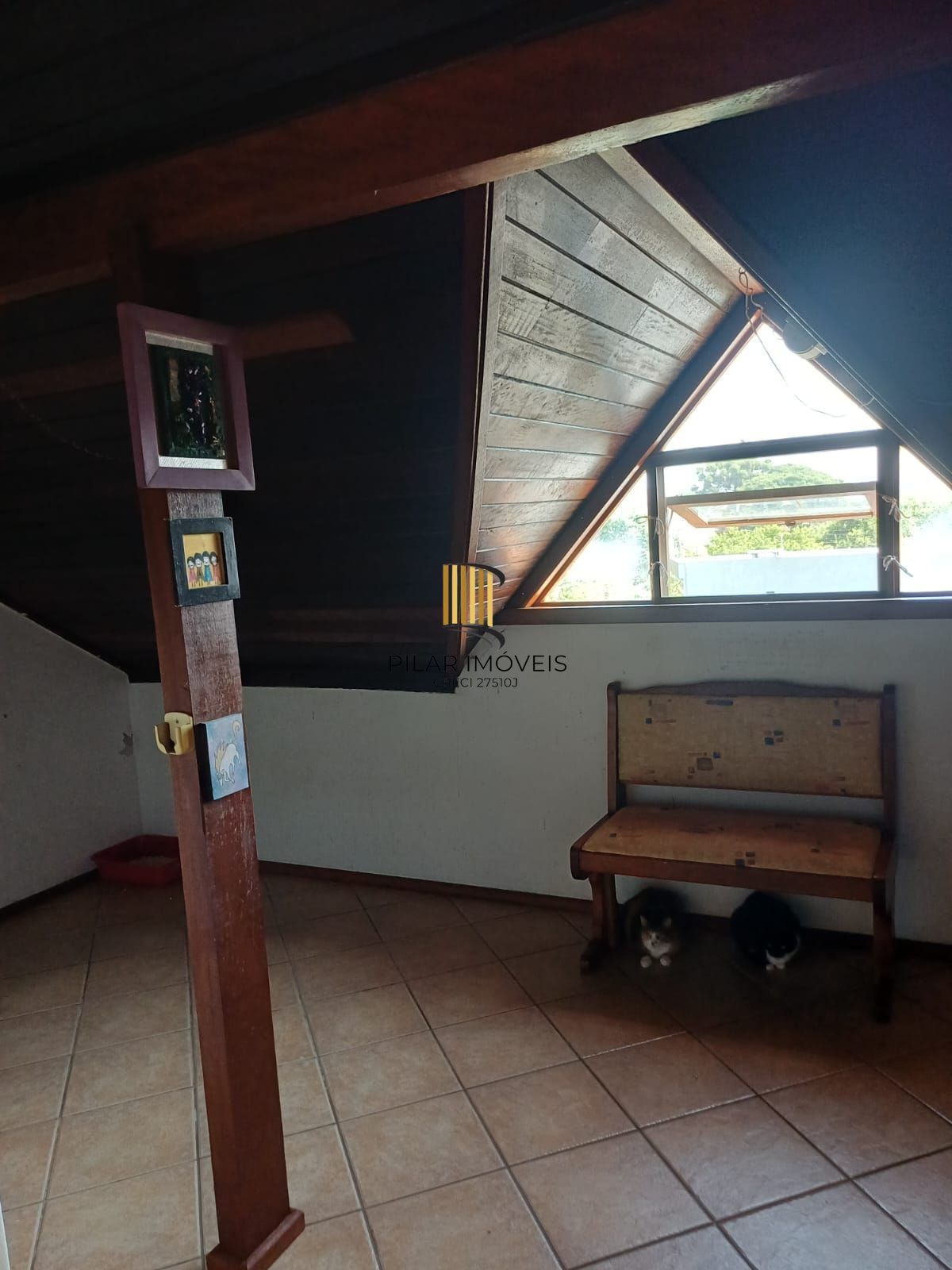 Casa 3 dormitórios no bairro Camaquã