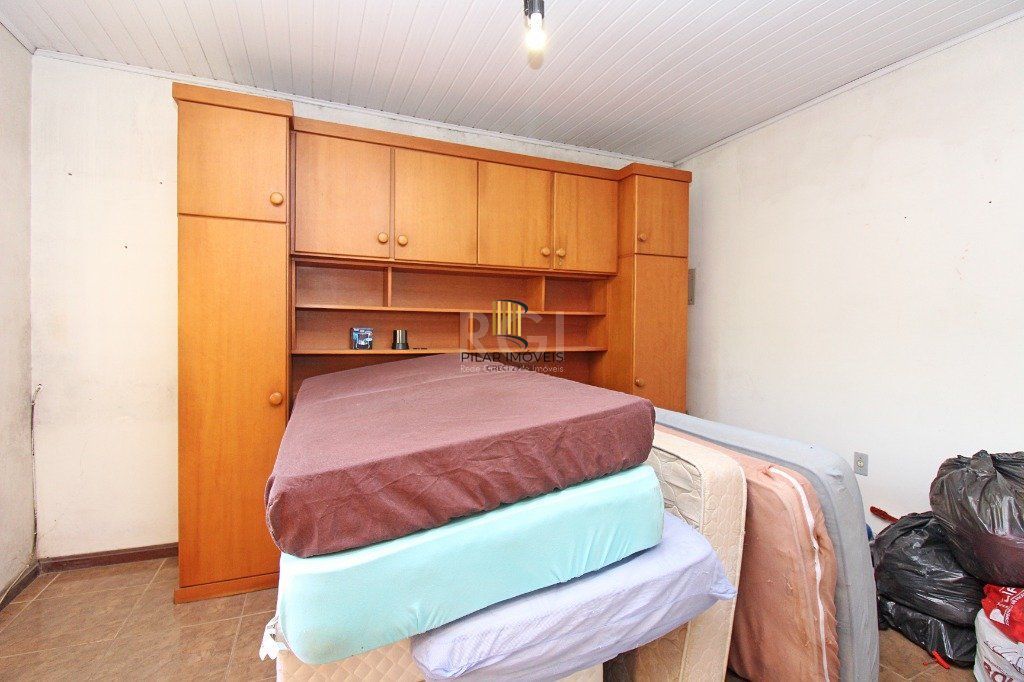 Casa para Venda - 280m², 4 dormitórios, sendo 1 suites, 4 vagas - Bom Jesus