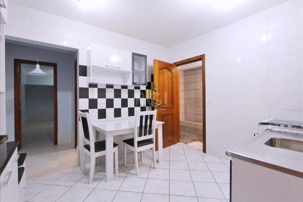 Casa 2 dormitórios no bairro Medianeira