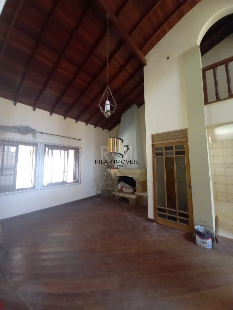 Casa 3 dormitórios no bairro Nonoai