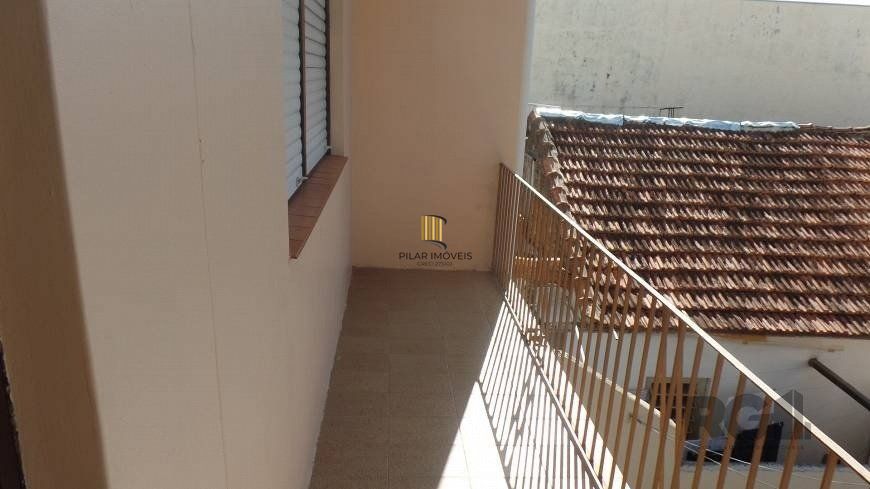Casa 2 dormitórios no bairro Jardim Sabará
