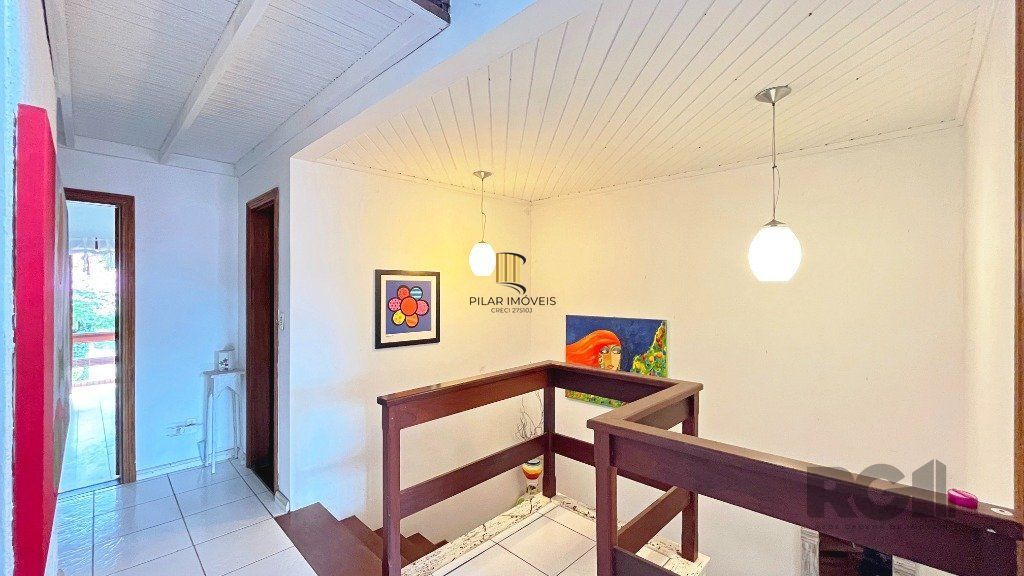 Casa para Venda - 176m², 3 dormitórios, sendo 1 suites, 4 vagas - Jardim Isabel