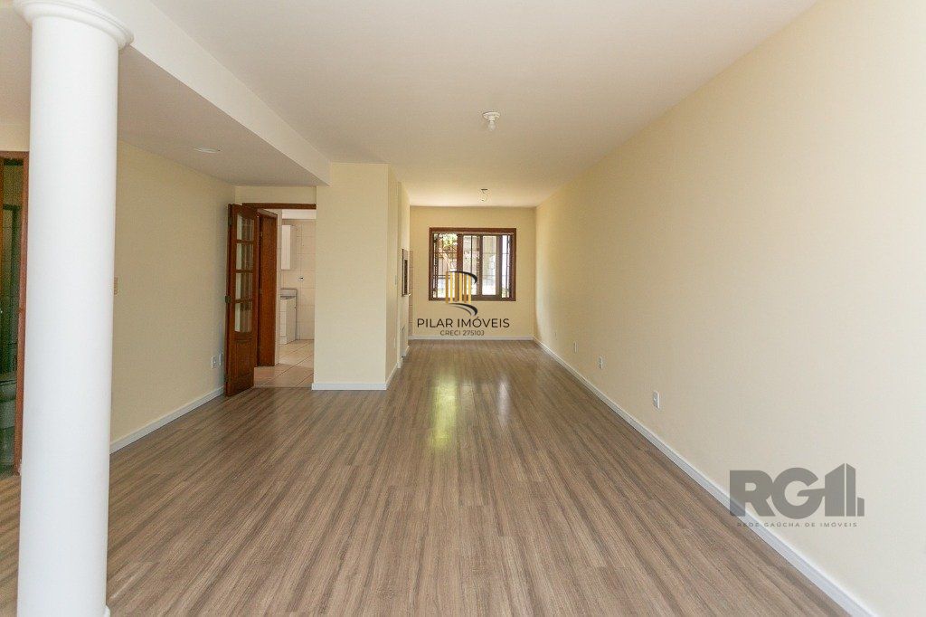 Casa com 5 dormitórios no bairro Jardim Carvalho