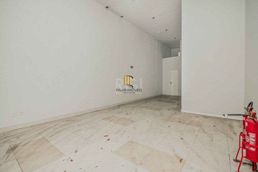 Predio para Venda - 241.18m², 0 dormitórios, Petrópolis