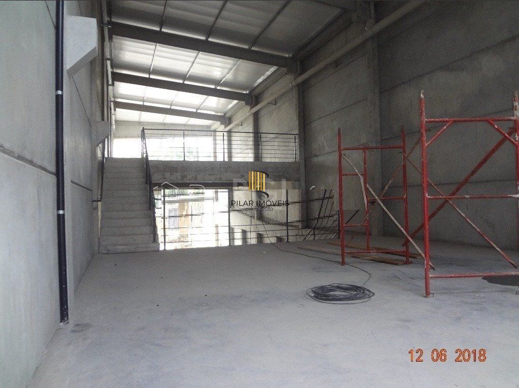 Loja para Venda - 810m², 0 dormitórios, Glória