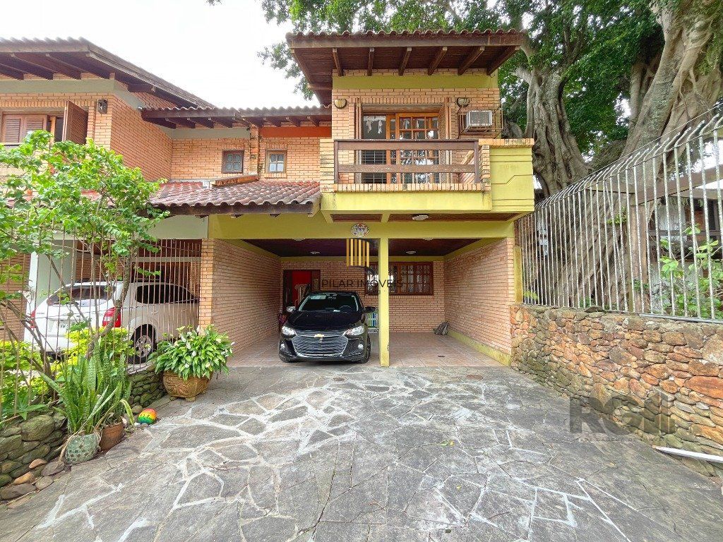 Casa para Venda - 176m², 3 dormitórios, sendo 1 suites, 4 vagas - Jardim Isabel - Pilar Imóveis