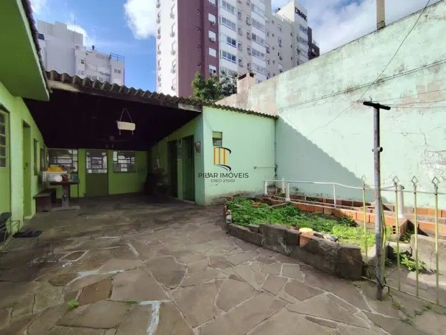 Casa 3 dormitórios no bairro Menino Deus em Porto Alegre para Alugar
