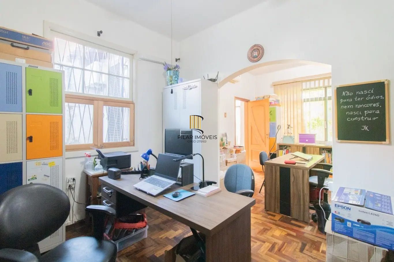 Casa com 4 dormitórios e 175m² à venda no Bairro Santa Tereza