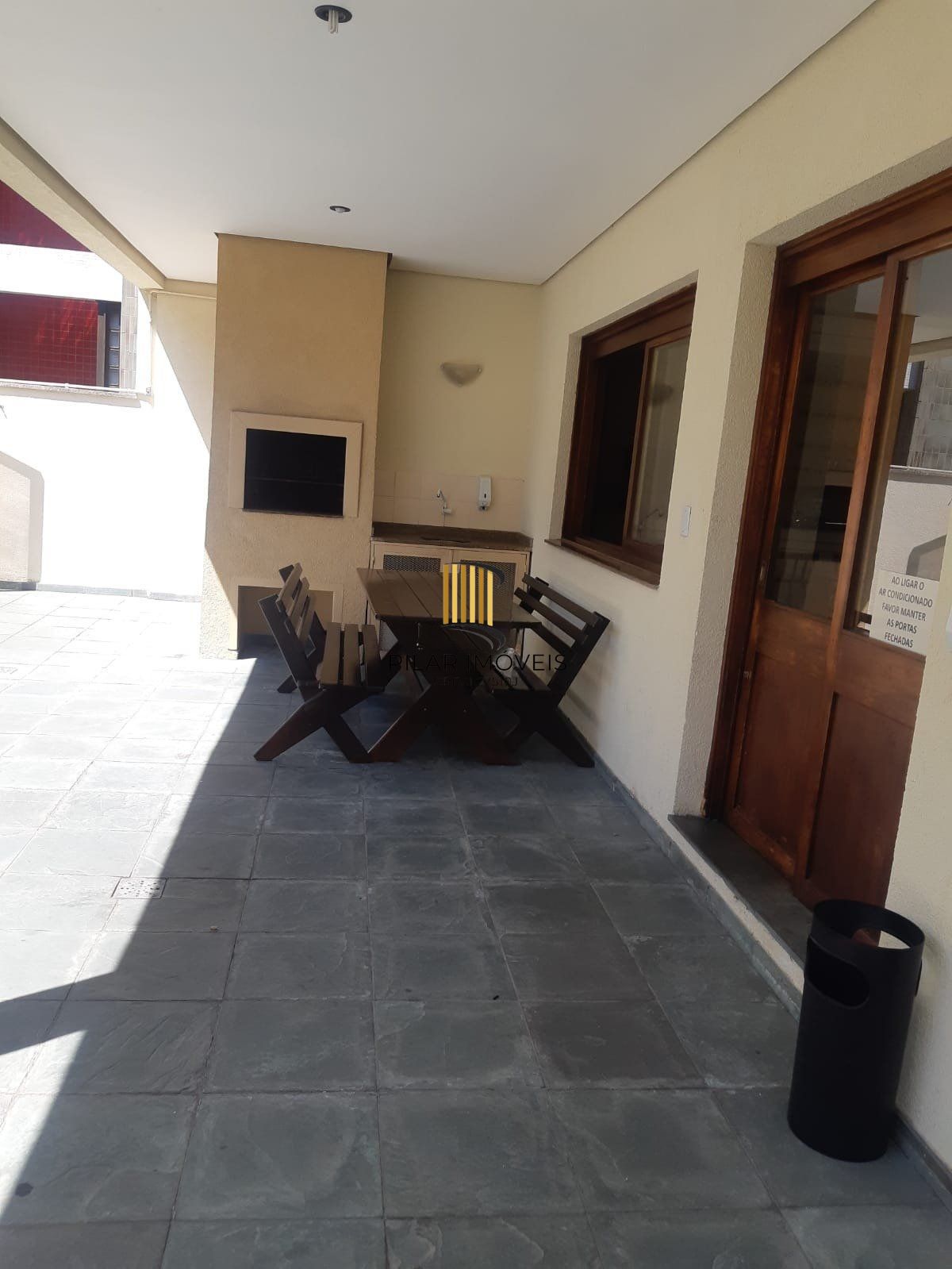 Apartamento com 2 quartos, 2 vagas e 57.37m²
