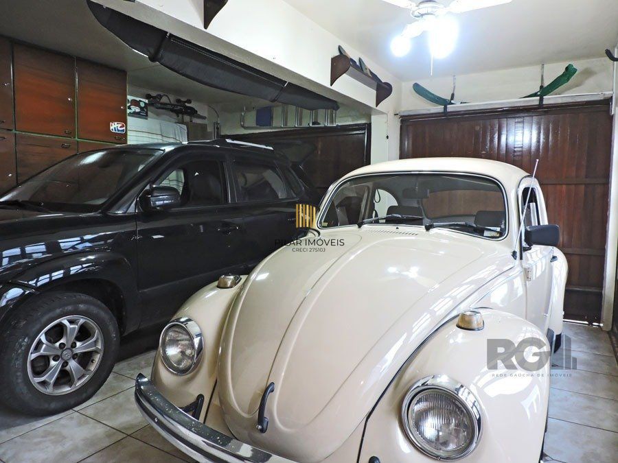 EXCELENTE casa térrea MAIS um loft construído em edícula anexa, com pátio.