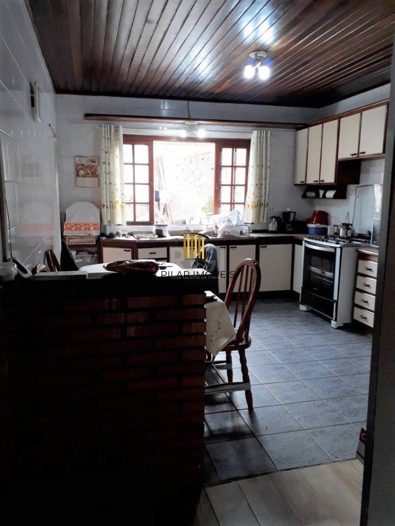 Casa para Venda - 90m², 2 dormitórios, 2 vagas - Cristal