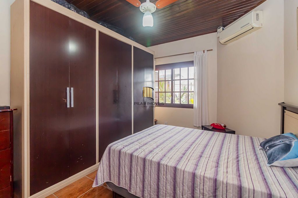 Casa de 3 dormitórios à venda Bairro Rubem Berta - Porto Alegre