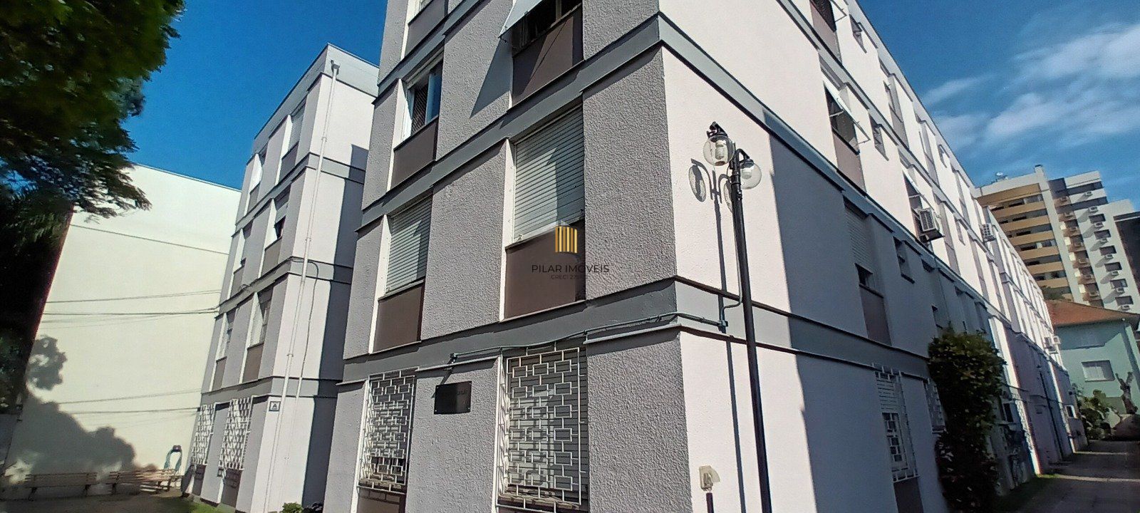 Apartamento de 1 dormitório á venda em Menino Deus, Porto Alegre.