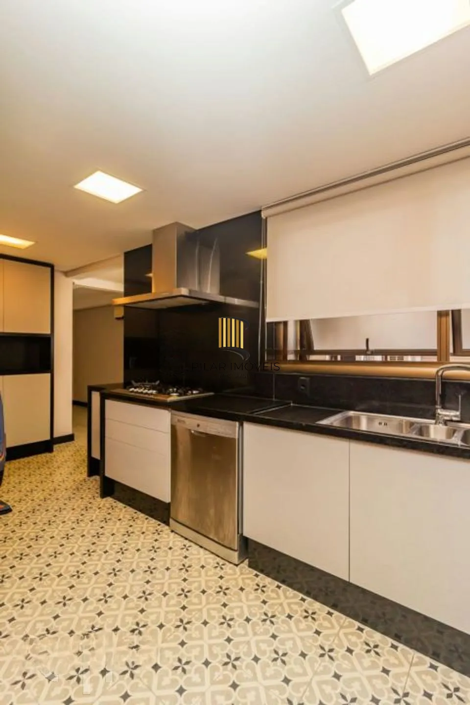 Apartamento de 3 dormitórios à venda em Bela Vista, Porto Alegre.