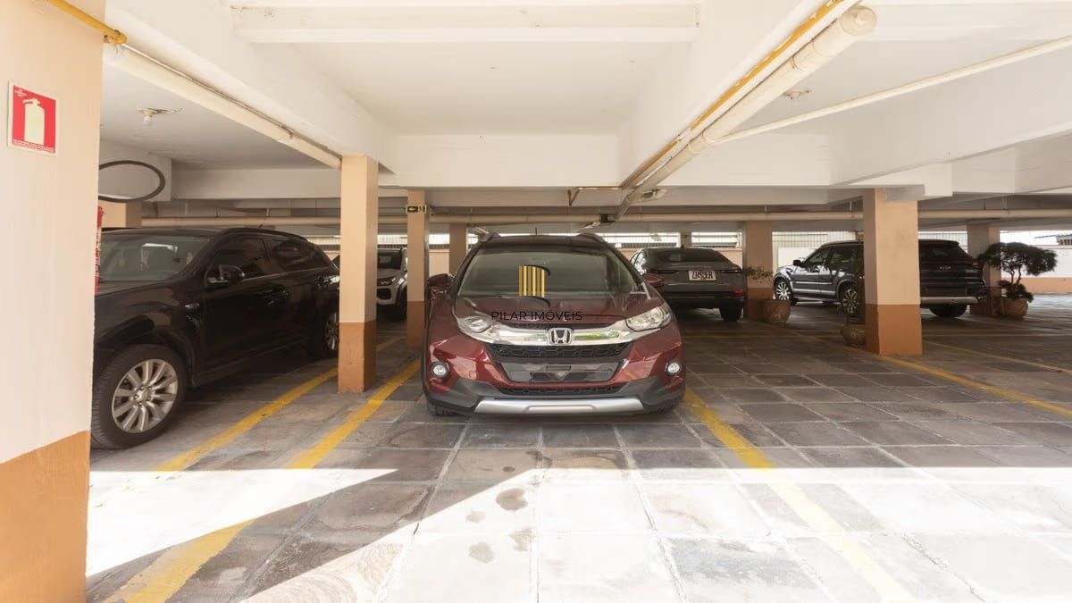 Apartamento de 2 dormitórios à venda em Petrópolis, Porto Alegre.