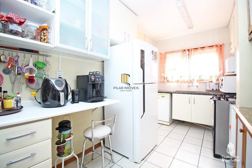 Casa para Venda - 275.72m², 4 dormitórios, sendo 3 suites, 4 vagas - Glória