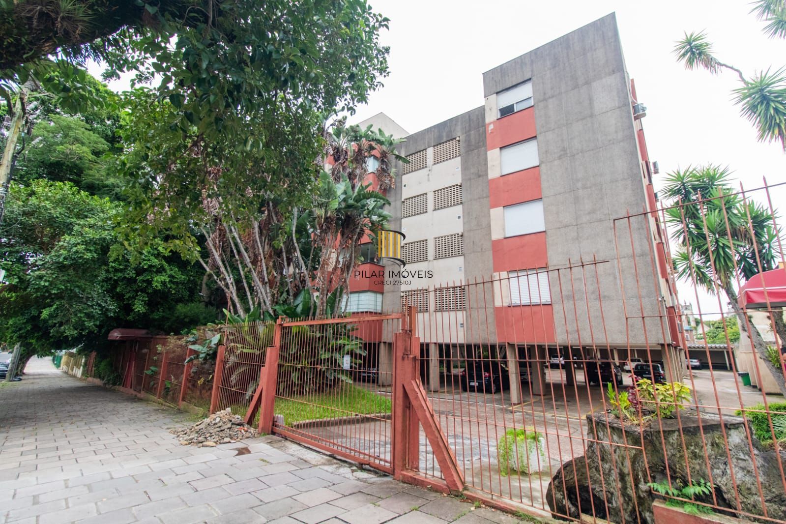 Apartamento para Venda - 77m², 2 dormitórios, 1 vaga - Teresópolis