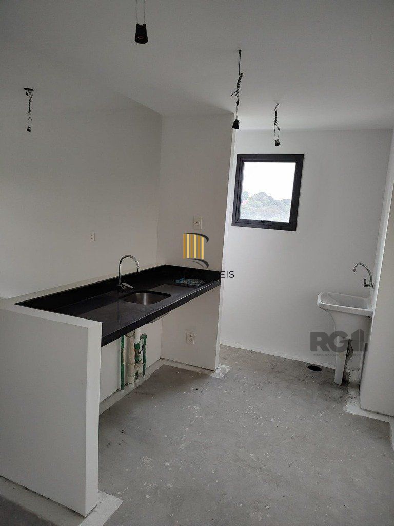 Apartamento 1 dor, 1 vaga coberta, localizado junto ao Bourbon Shopping Teresópolis.