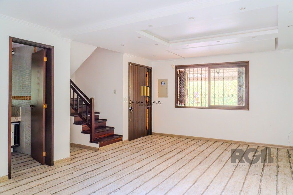 Casa de Condomínio 3 dormitórios no bairro Teresópolis