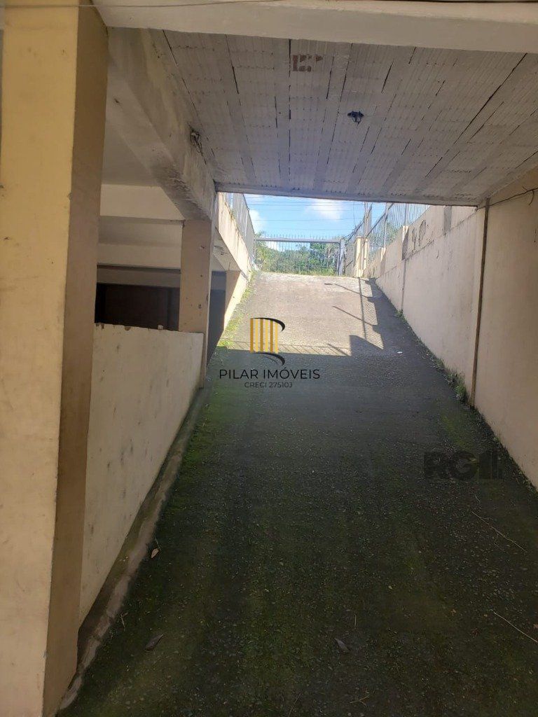 Casa 2 dormitórios no bairro Glória