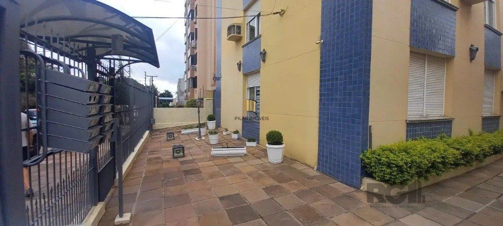Apartamento de 3 dormitórios no bairro Jardim Botânico