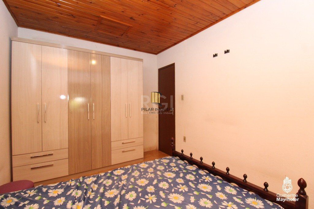 Casa para Venda - 212m², 3 dormitórios, 2 vagas - Medianeira