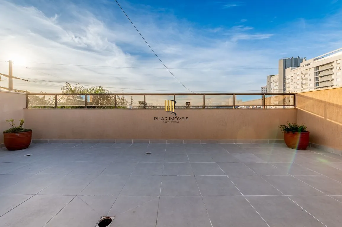 Apartamento de 4 dormitorios á Venda no Passo da Areia - Porto Alegre