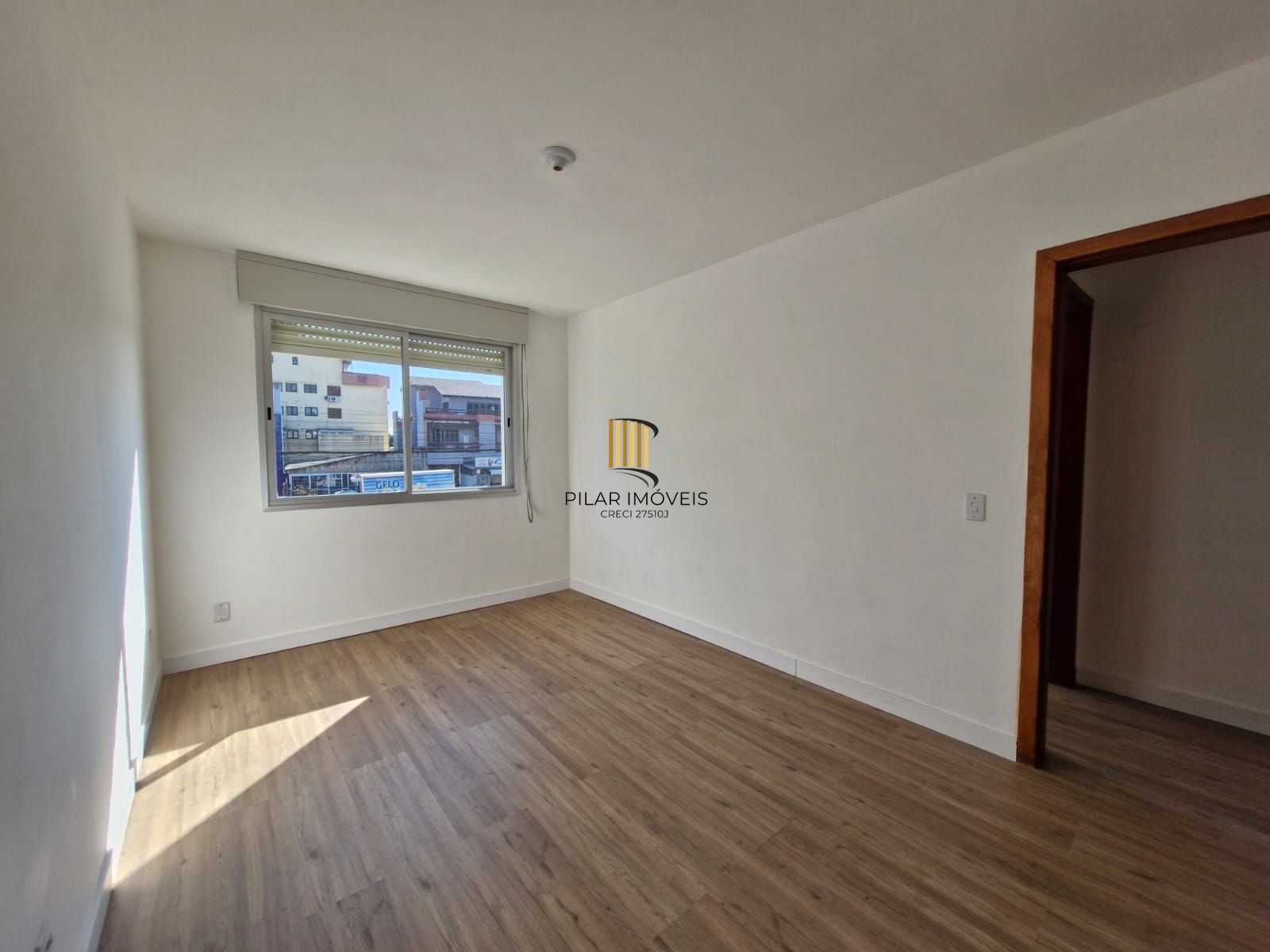 Apartamento 3 dormitórios na rua Corronel Massot, Cristal.