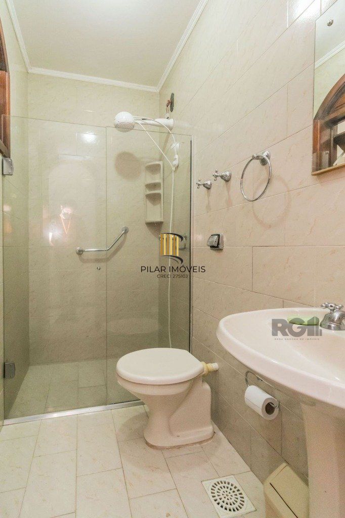 Casa com 287m², 5 dormitórios, piscina, 4 vagas no bairro Jardim Itu