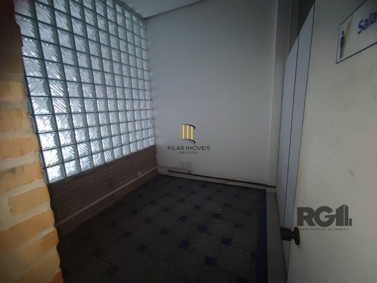 Prédio Comercial no bairro Rio Branco