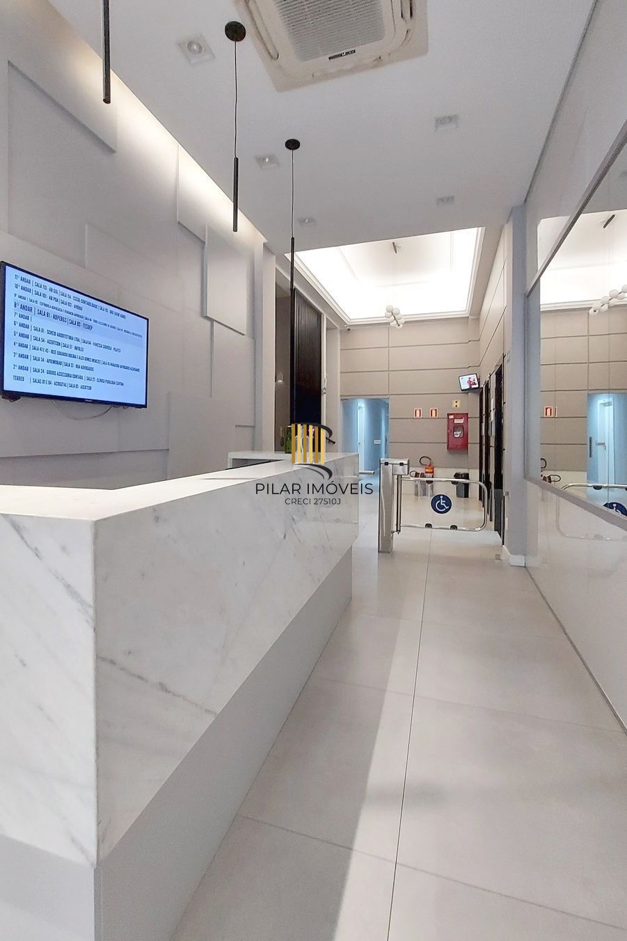 Sala a venda com 95m²