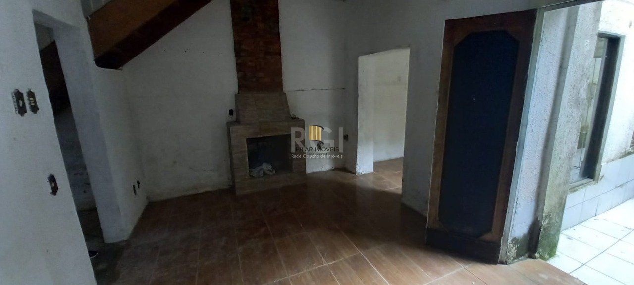 Sobrado para Venda - 110m², 4 dormitórios, sendo 1 suites, 2 vagas - Floresta