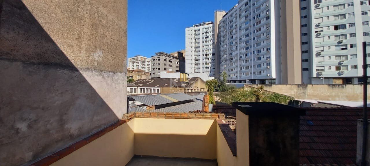 Predio para Venda - 300m², 0 dormitórios, Floresta