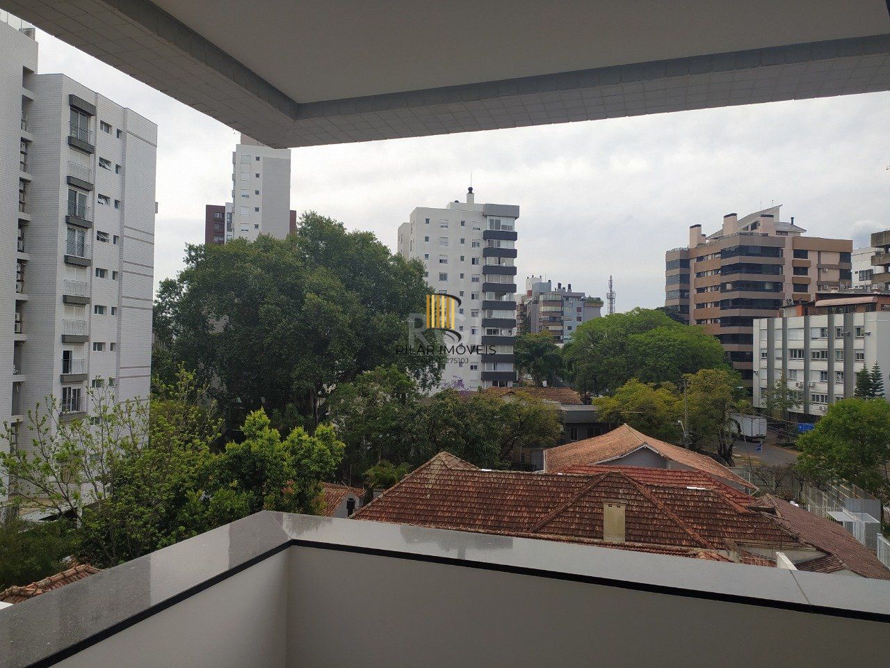 Apartamento para Venda - 123.71m², 3 dormitórios, sendo 1 suites, 1 vaga - Petrópolis