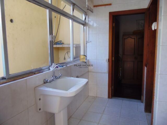 Casa para Venda - 250.78m², 3 dormitórios, sendo 1 suites, 2 vagas - Nova Cachoeirinha